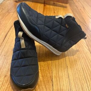 Teva Black Quilted Sneakers